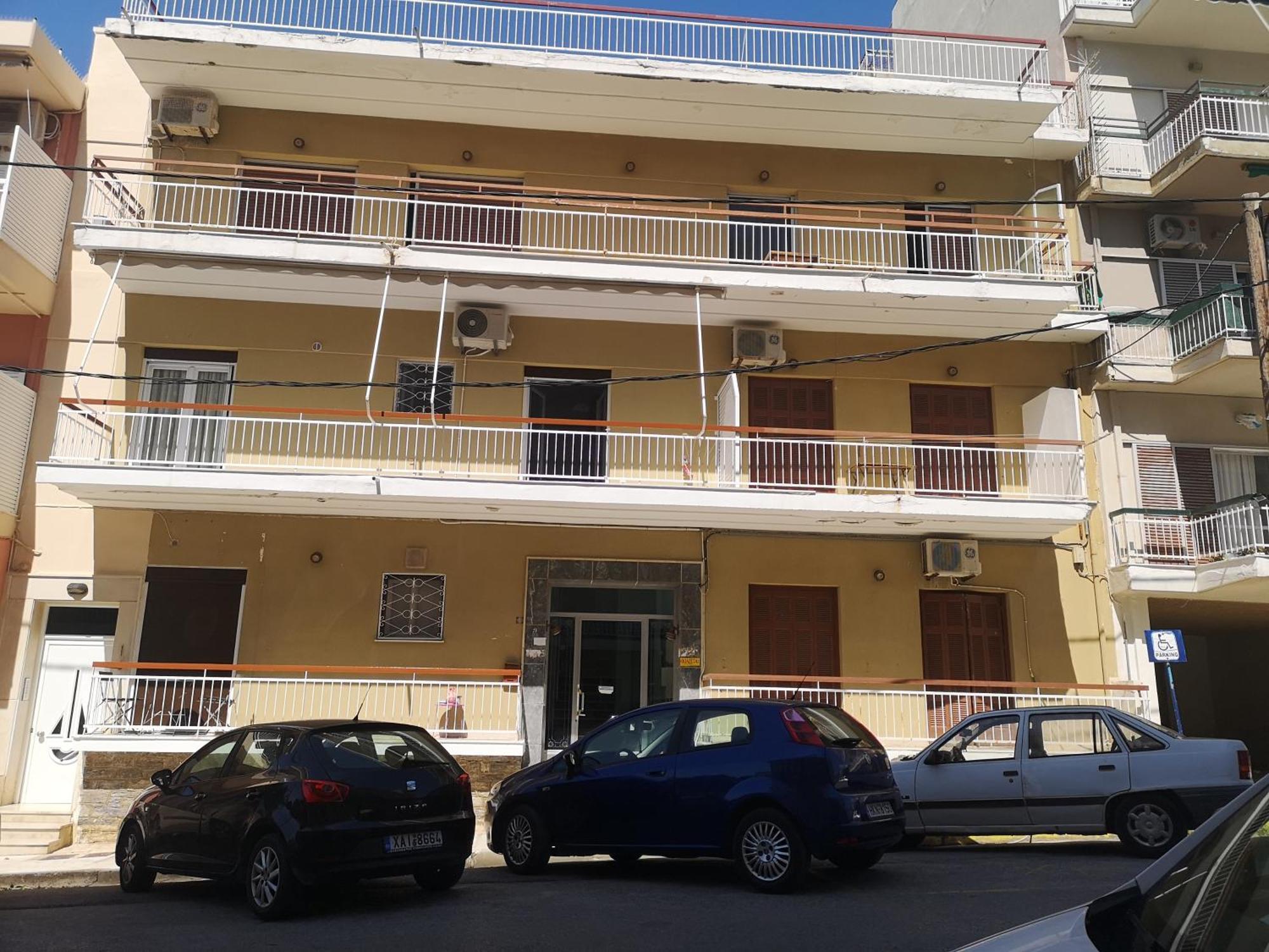 Apartment, Near The *